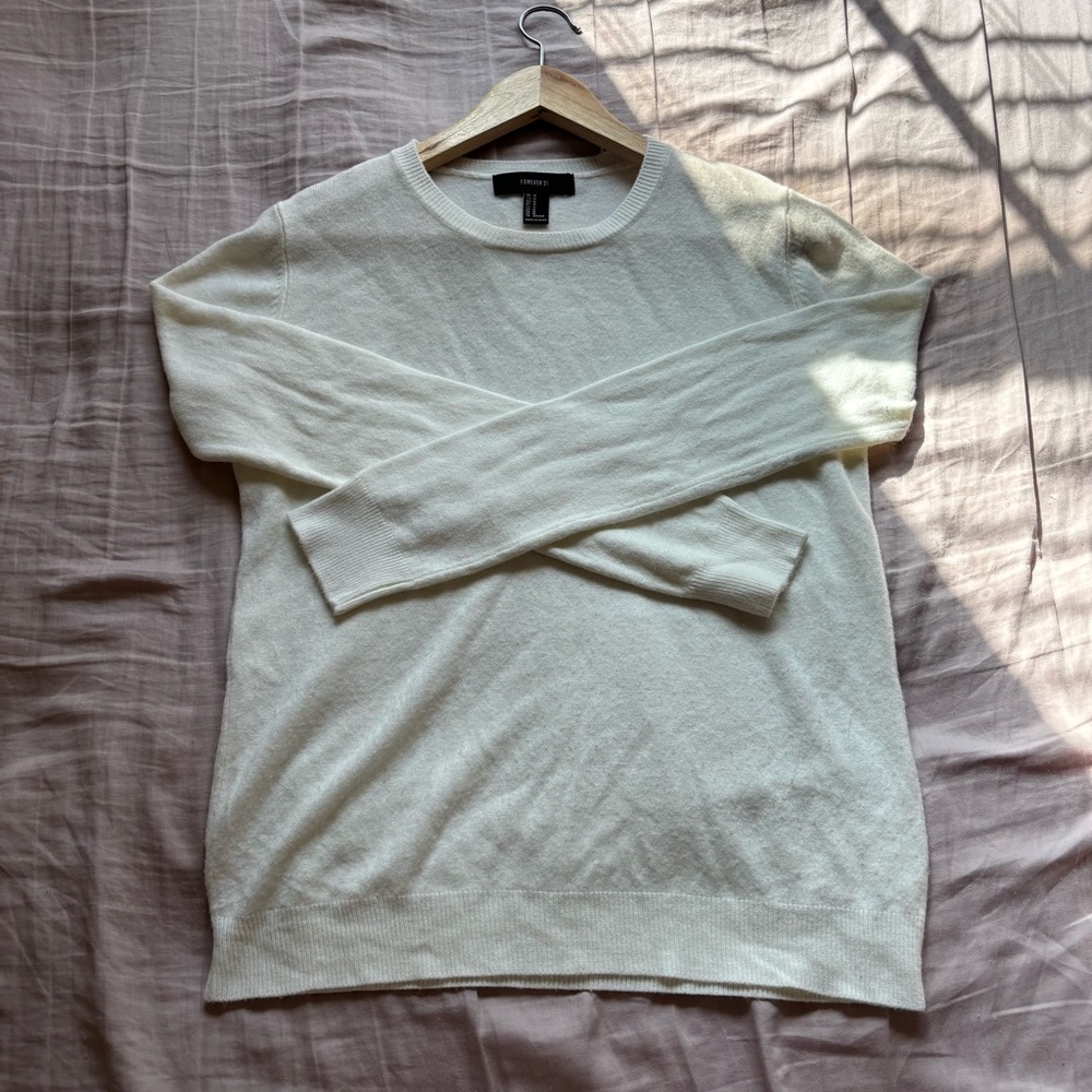 Forever 21 White Crewneck Sweater